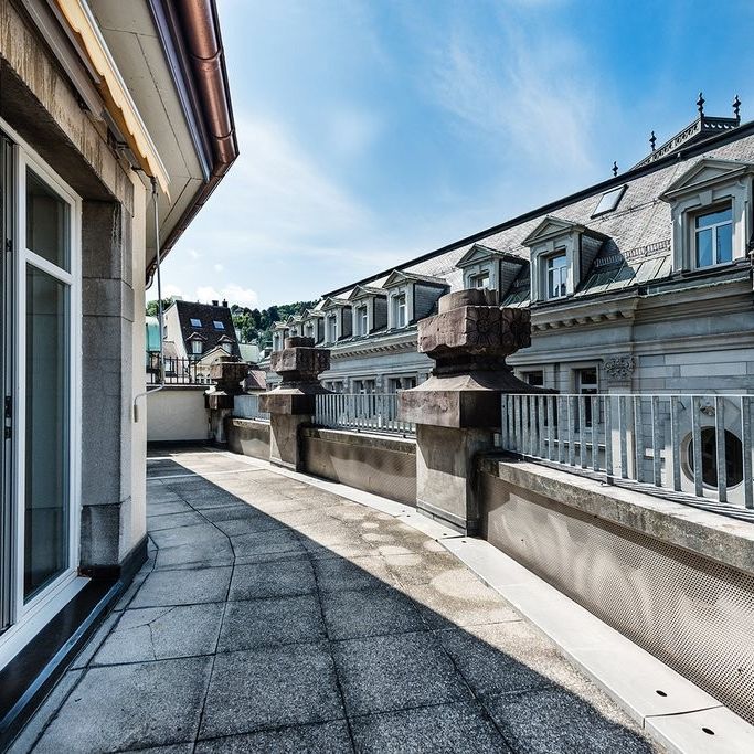 Stadtwohnung mit Terrasse mitten in der Fussgängerzone - Photo 1