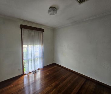 Location - Photo 4