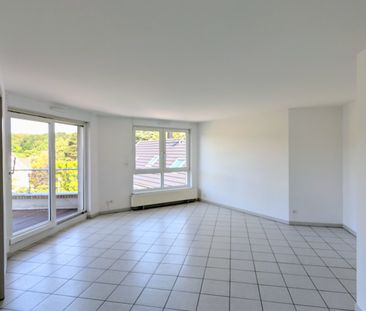 Location Appartement 3 pièces 71m² NIEDERHAUSBERGEN 67207 - Photo 1