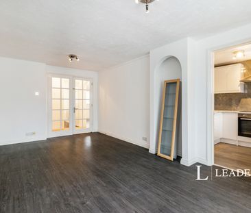 2 bedroom apartment to rent Foxglove Way, Wallington, SM6 - Photo 4