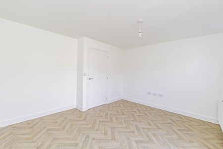 2 bedroom semi-detached house to rent - Photo 2
