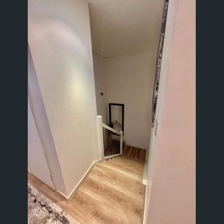 Huge 3 Bedroom Apartment With Two Balconies For Lease - Photo 3