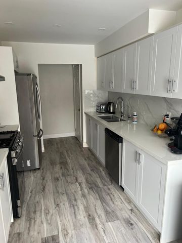 For Lease - 547 Dorchester Drive, Oshawa, Ontario - Photo 5