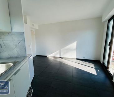Location Appartement 1 pièce 15m² LE CANNET 06110 - Photo 2