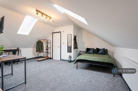 1 bedroom in a house share to rent - Photo 4