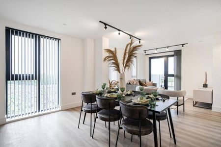 3 bedroom flat to rent - Photo 5