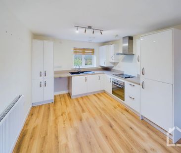 2 bedroom maisonette to rent - Photo 5