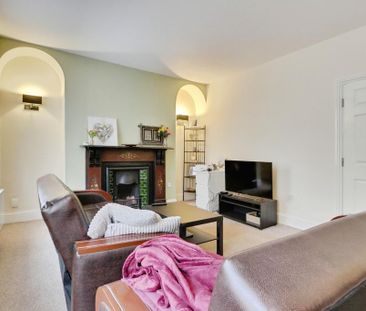 3 bedroom maisonette to rent - Photo 3