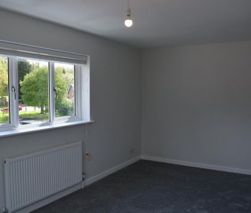 3 bedroom detached house to rent - Photo 3