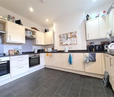 Room 2, 35 Mill Road, Cambridge - Photo 3