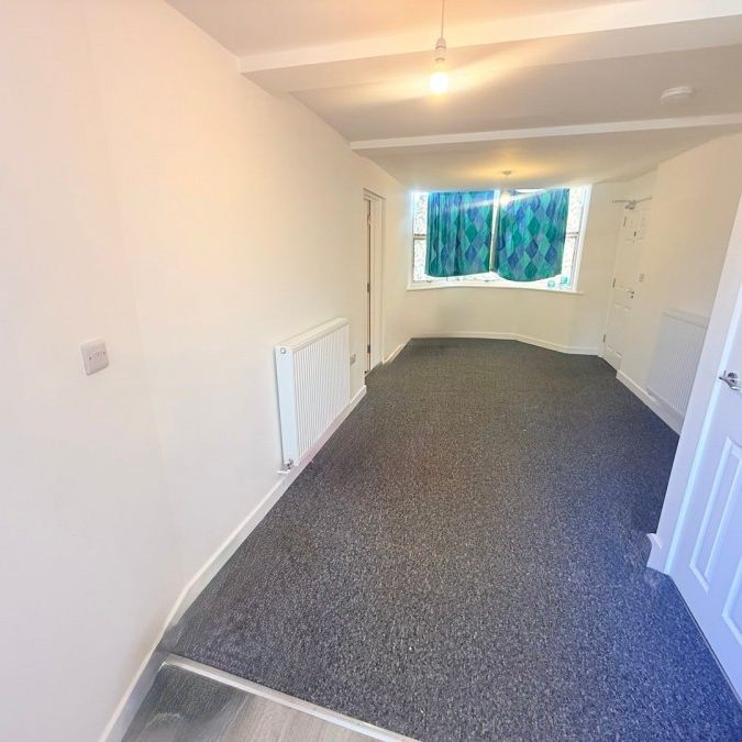 Wyndham Street, Yeovil, Somerset - Photo 1