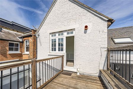 Victor Road, Teddington, TW11 - Photo 3