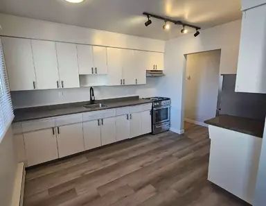 Premium 1 Bedroom Suite | 11640 124 Street, Edmonton - Photo 1