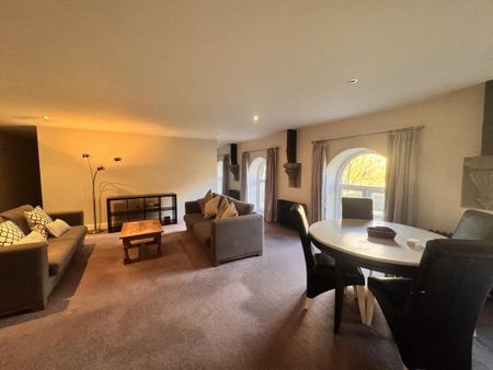 2 bedroom apartment to rent - Photo 4