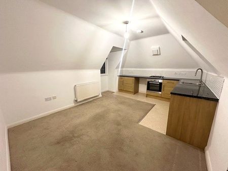 2 bedroom property to rent Peartree Avenue, Southampton, SO19 - Photo 5