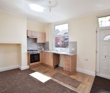 Tilbury Avenue, Holbeck, Leeds, West Yorkshire, LS11 - Photo 3