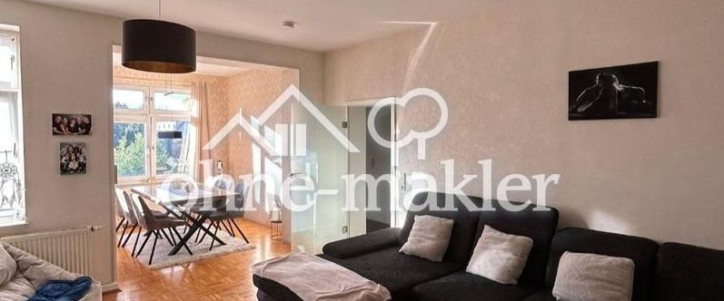 ruhige helle Zweiraumwohnung mit Einbauküche - Foto 1