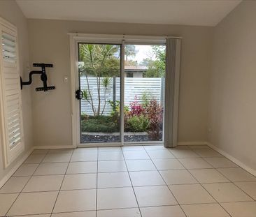 Low maintenance villa - Photo 1