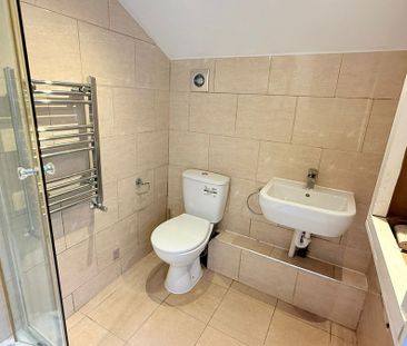 St. Marys Road, Watford, WD18 - Photo 2