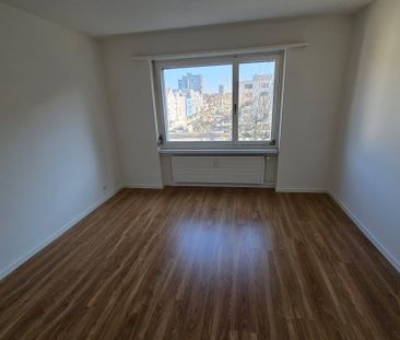 2 Zimmer, 49 m², 3. Stock - Foto 1