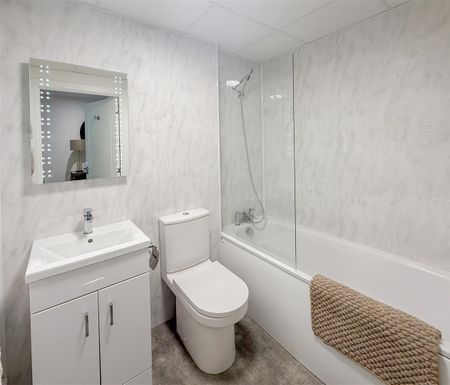 Flat 19, 2, Martin Court, Hastings, TN34 1DY - Photo 3