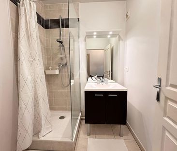 Location Appartement 1 pièce 27m² - Photo 6