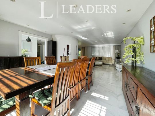 4 bedroom detached to rent Powers Hall End, Witham - Photo 1