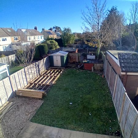 3 bedroom detached house to rent - Photo 4