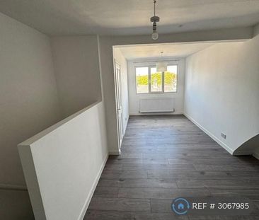 3 bedroom terraced house to rent - Photo 2