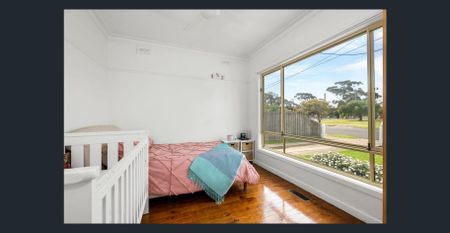 Renovated Cottage - Photo 2