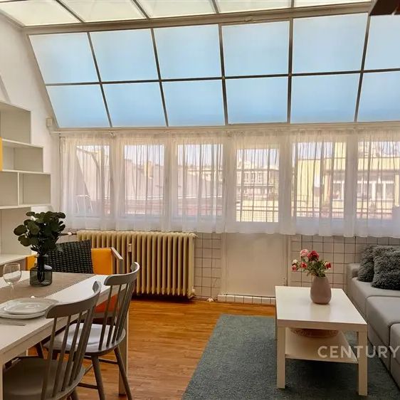 Designový 2+kk s klimatizací a dvěma balkony - Фото 1