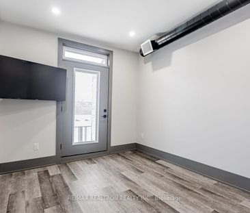For Lease - 205 Main Street Unit# 3, Newmarket, Ontario - Photo 5