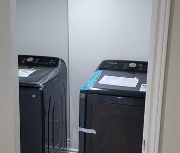 For Lease - 6 Banting Crescent, Brampton, Ontario - Photo 6