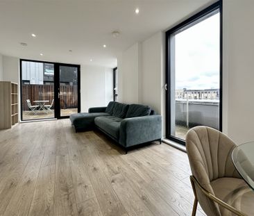 Forrester Way, London - Photo 6