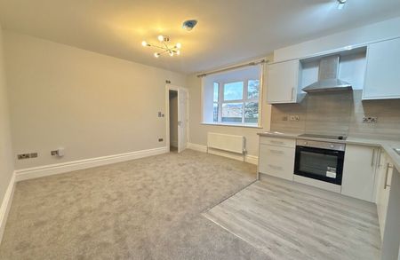 Flat 4, Beck House, 3 West Parade Road, Scarborough - Photo 2