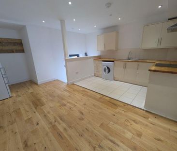 3 bedroom property to rent - Photo 3