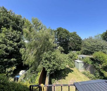 Manor Road, Wimbledon Chase, SW20 - Photo 2