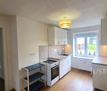 Pronájem bytu 1+1 38 m² - Photo 1