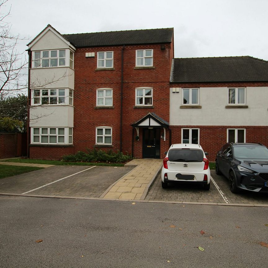 Sharlotte Court, Uttoxeter, ST14 - Photo 1