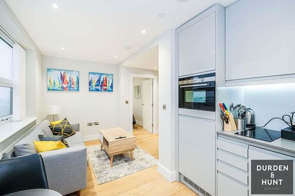 Springfield Road, Chelmsford - Photo 1