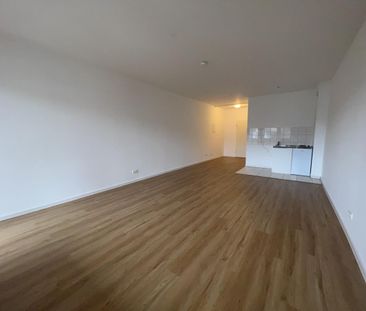 Mit Loggia: Helle und wirklich großzügige 1 Zimmer-Wohnung in top L... - Photo 4