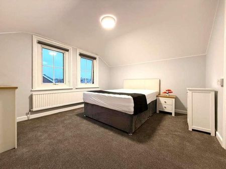 Bushey Grove Road, Bushey, WD23 - Photo 3