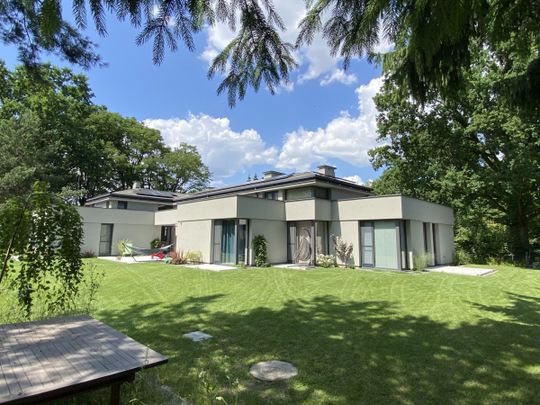 Nowoczesny dom na wynajem w Konstancinie - Фото 1