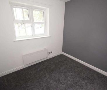 Parkwood Court, Roundhay, LS8 - Photo 5