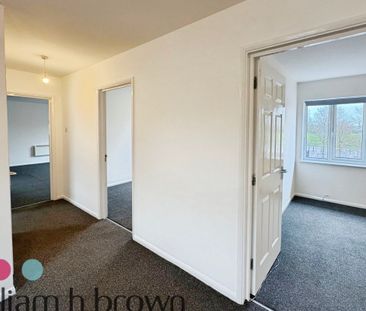 Notley Green - Photo 6