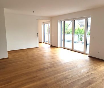 Hochwertige und top ausgestattete 3 Zimmer Wohnung mit Aufzug und G... - Foto 1