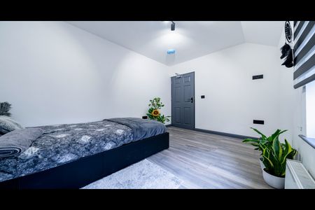 Room in a Shared House, Cranmore Road, BR1 - Photo 4