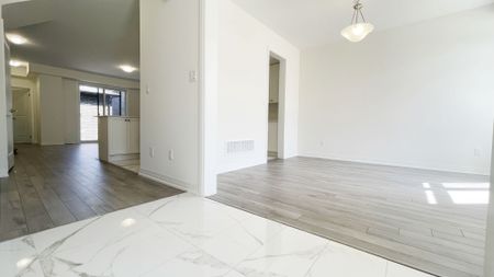 For Lease - 341 Coronation Road, Whitby, Ontario - Photo 4