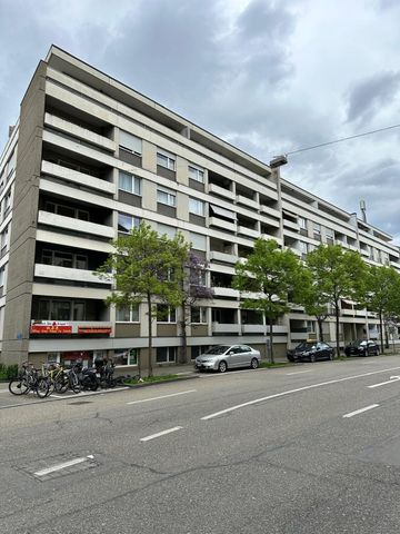 Grosse 4.5 Zimmer-Attikawohnung am Musical Theater - Foto 3