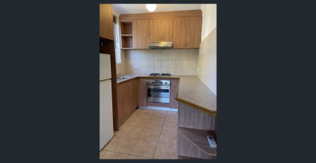 Beautifully presented 1 X 1 in secure complex! - Photo 2